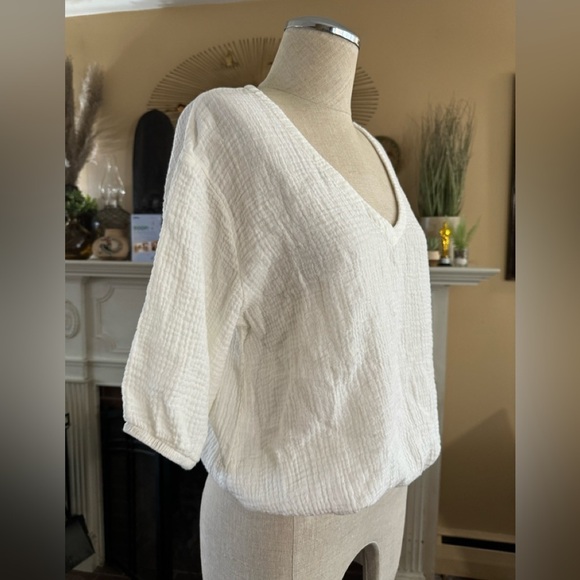 Monrow Voluminous V-Neck Gauze Top, white, size S - Picture 4 of 7